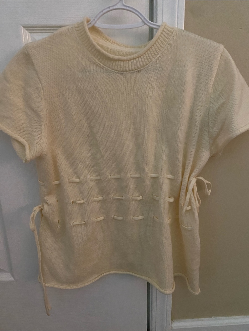Pale yellow knit Short Sleeve Top with Side Tie Detail